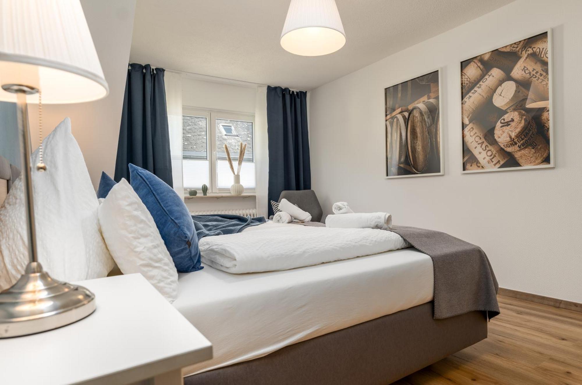 Riesling Appartement For 2 - 4 People - Billiards - Balcony With Mosel View - Parking - Wine Barrel Bar - Fully Equipped Kitchen - Netflix - Waiputv - 3 Km From Cochem Klotten Bagian luar foto