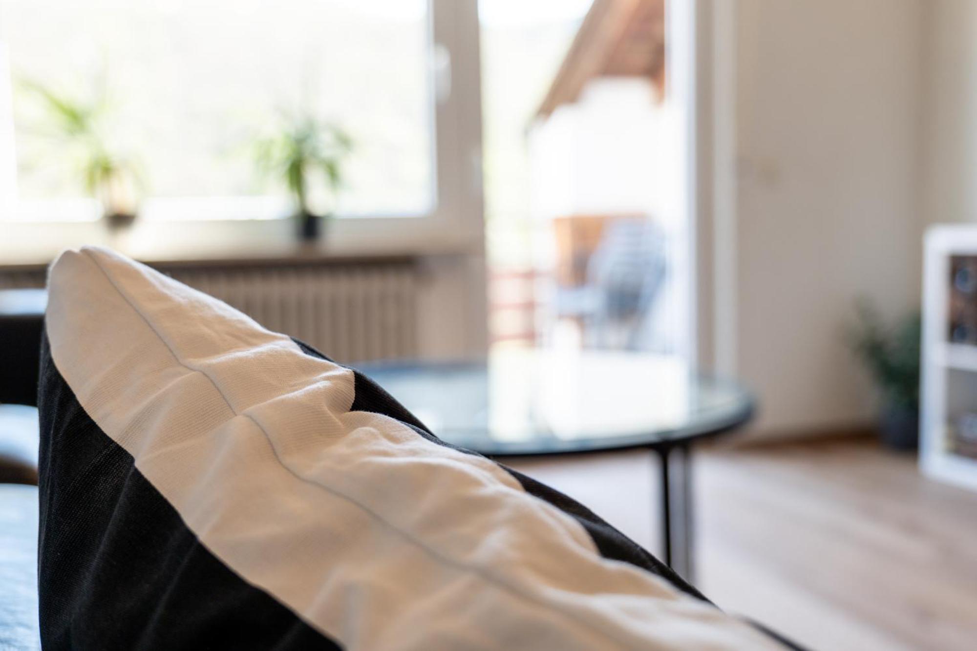 Riesling Appartement For 2 - 4 People - Billiards - Balcony With Mosel View - Parking - Wine Barrel Bar - Fully Equipped Kitchen - Netflix - Waiputv - 3 Km From Cochem Klotten Bagian luar foto