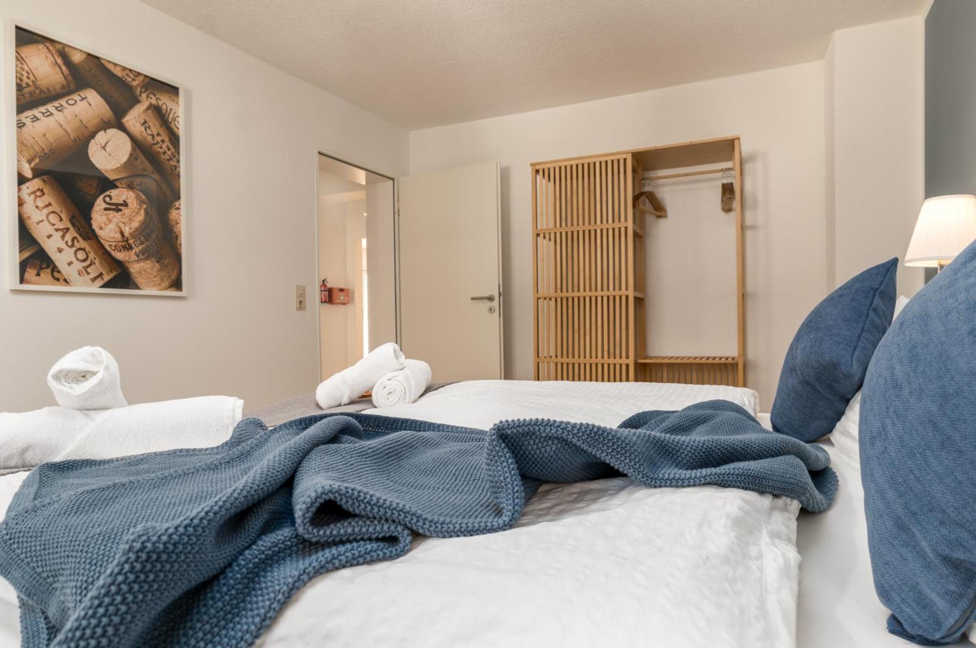 Riesling Appartement For 2 - 4 People - Billiards - Balcony With Mosel View - Parking - Wine Barrel Bar - Fully Equipped Kitchen - Netflix - Waiputv - 3 Km From Cochem Klotten Bagian luar foto