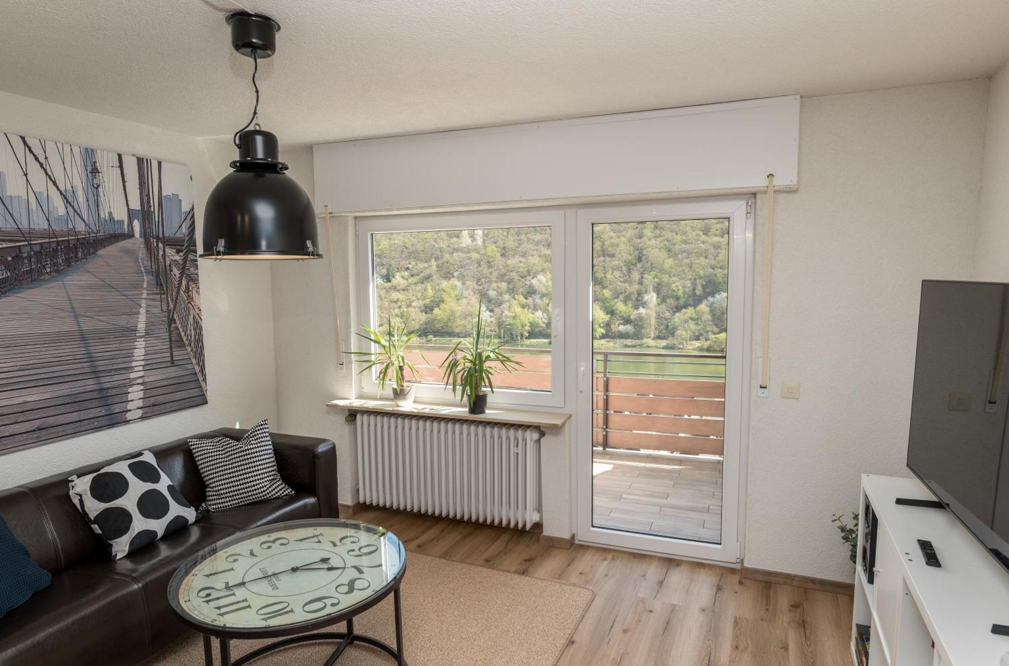 Riesling Appartement For 2 - 4 People - Billiards - Balcony With Mosel View - Parking - Wine Barrel Bar - Fully Equipped Kitchen - Netflix - Waiputv - 3 Km From Cochem Klotten Bagian luar foto